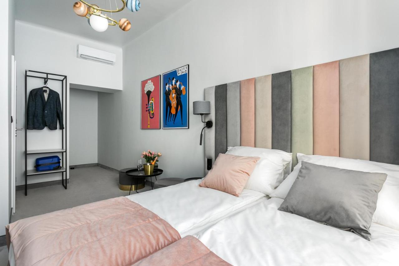 Old Town Residence Aparthotel كراكوفيا المظهر الخارجي الصورة